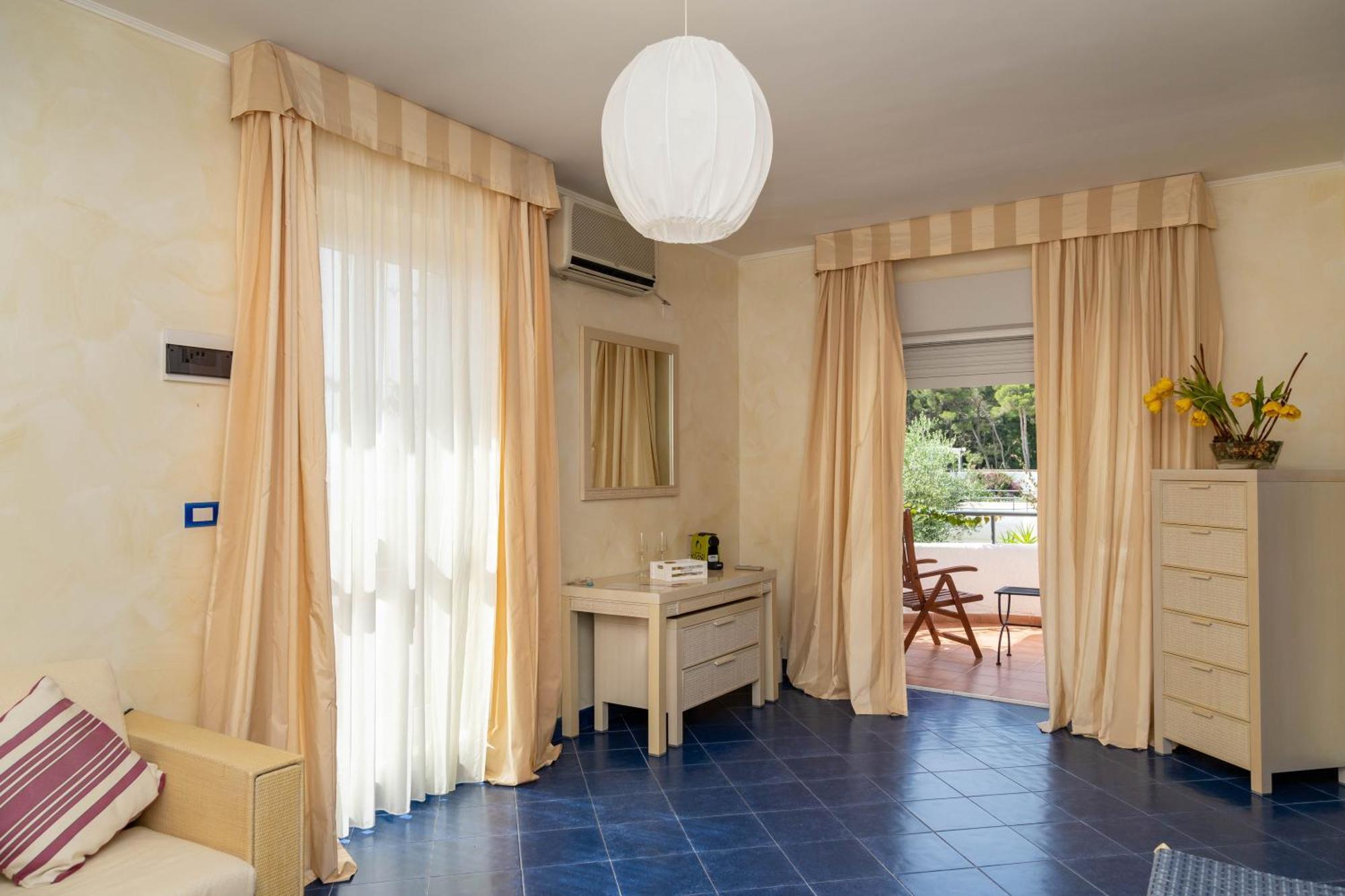 Ah Premium Baia Dei Faraglioni Hotel มัตตีนาตา ภายนอก รูปภาพ